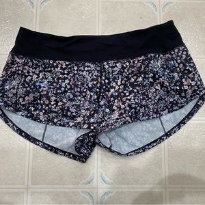 Lulu lemon speed up shorts